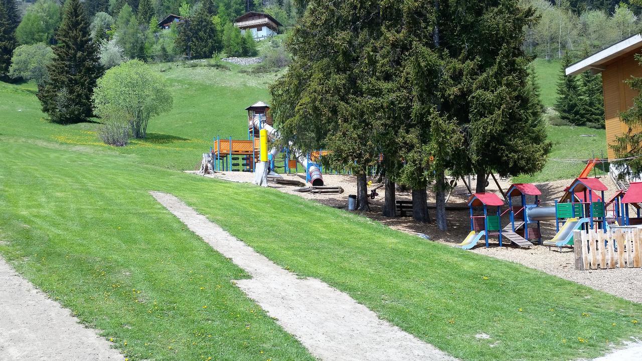 Holidays Groupes Анзер Экстерьер фото