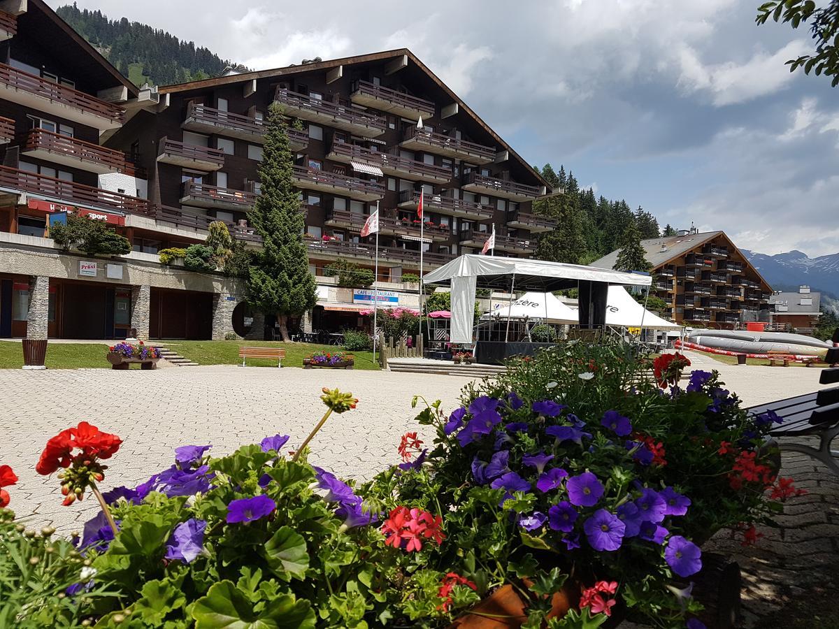 Holidays Groupes Анзер Экстерьер фото