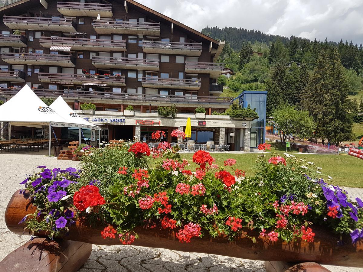 Holidays Groupes Анзер Экстерьер фото